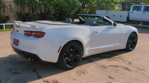 2023 CHEVROLET Camaro - Image 3