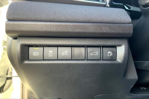 2025 TOYOTA Camry - Image 5