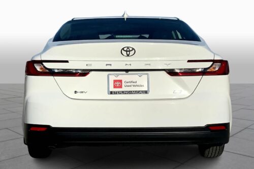 2025 TOYOTA Camry - Image 33