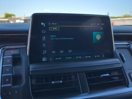 2023 CHEVROLET Suburban - Image 30