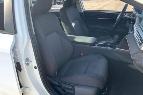 2025 TOYOTA Camry - Image 29