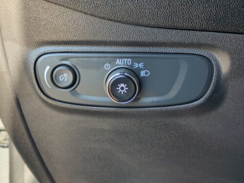 2024 CHEVROLET Equinox - Image 9