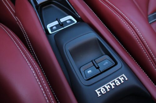 2022 FERRARI F8 Spider - Image 17
