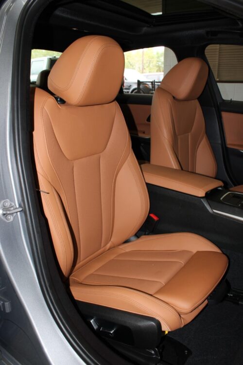 2023 BMW 3 Series - Image 26