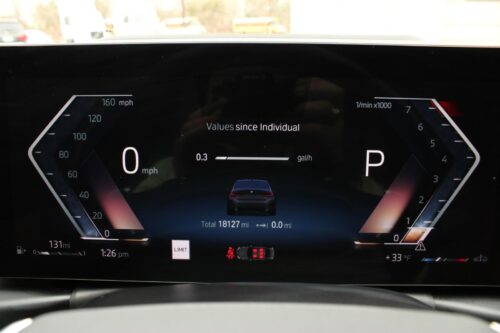 2023 BMW 3 Series - Image 34