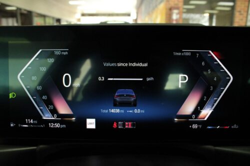2023 BMW 3 Series - Image 37