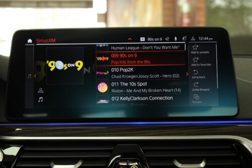 2021 BMW 530i - Image 24