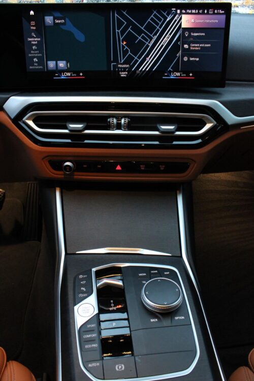 2023 BMW 3 Series - Image 16
