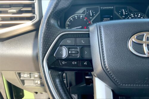 2023 TOYOTA Tundra - Image 15