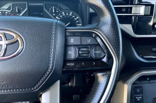 2023 TOYOTA Tundra - Image 14