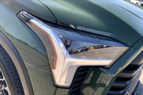2023 TOYOTA Tundra - Image 11