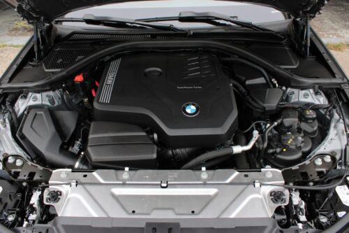 2023 BMW 3 Series - Image 5