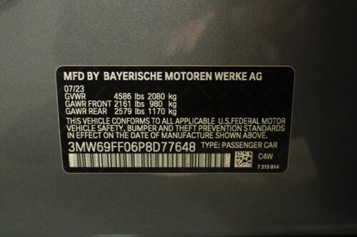 2023 BMW 3 Series - Image 2