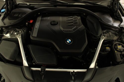 2021 BMW 530i - Image 4
