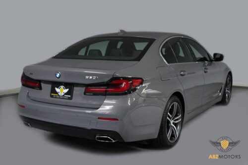 2021 BMW 530i - Image 39