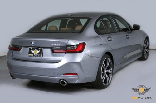 2023 BMW 3 Series - Image 29