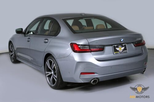 2023 BMW 3 Series - Image 28