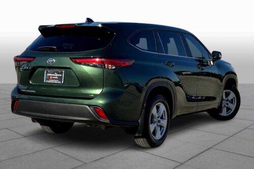 2023 Toyota Highlander - Image 25