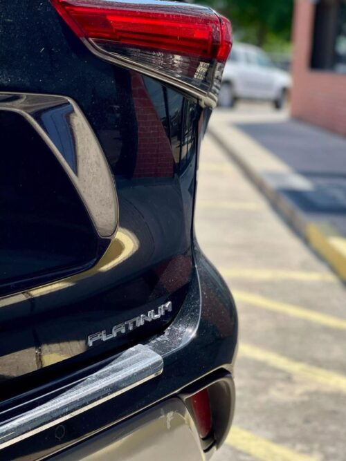 2021 TOYOTA Highlander - Image 14