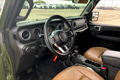 2021 JEEP Wrangler - Image 20