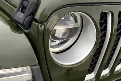 2021 JEEP Wrangler - Image 11