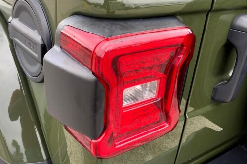 2021 JEEP Wrangler - Image 10