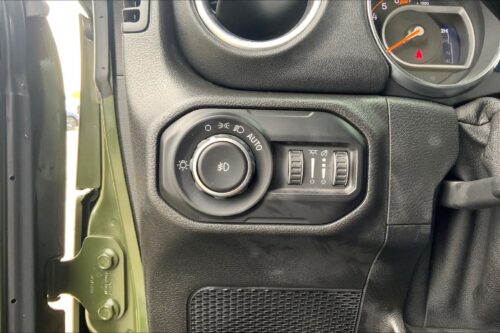 2021 JEEP Wrangler - Image 5
