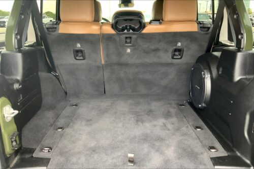 2021 JEEP Wrangler - Image 4
