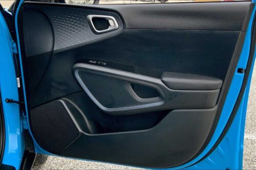 2023 KIA Soul - Image 16