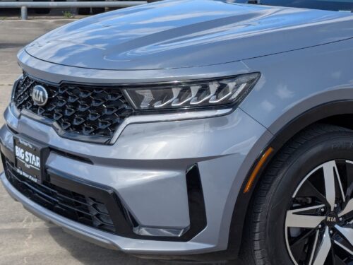 2021 KIA Sorento - Image 25