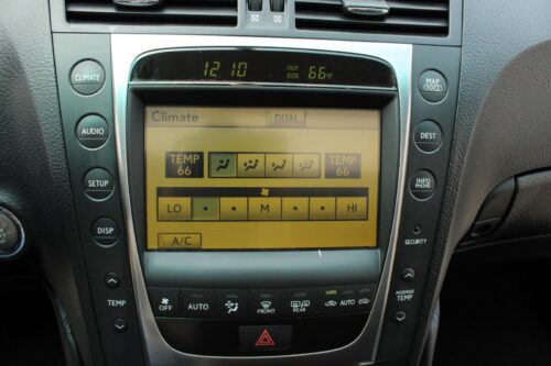 2011 LEXUS GS - Image 18