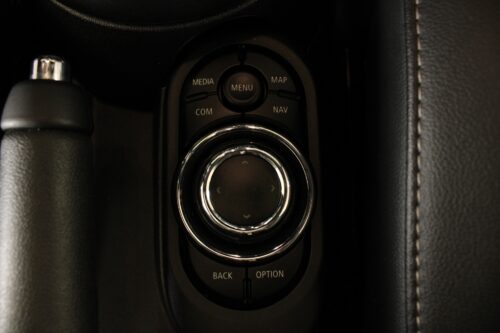 2022 MINI Hardtop - Image 22