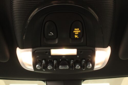 2022 MINI Hardtop - Image 10