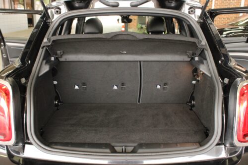 2022 MINI Hardtop - Image 5