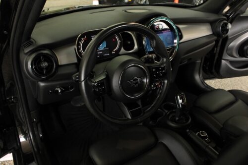 2022 MINI Hardtop - Image 30