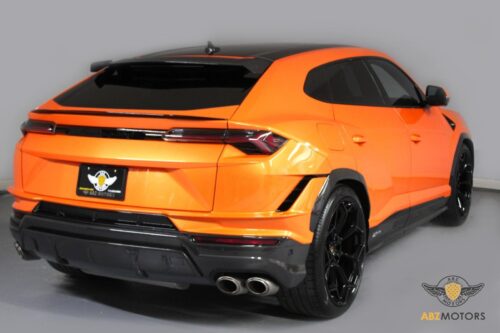 2023 LAMBORGHINI URUS - Image 33