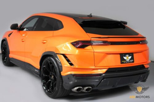 2023 LAMBORGHINI URUS - Image 32