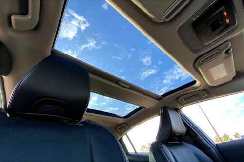 2024 TOYOTA Prius - Image 24