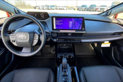 2024 TOYOTA Prius - Image 23