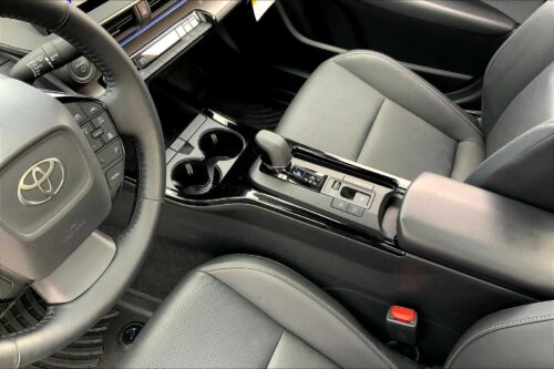 2024 TOYOTA Prius - Image 22