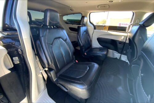 2020 CHRYSLER Pacifica - Image 18