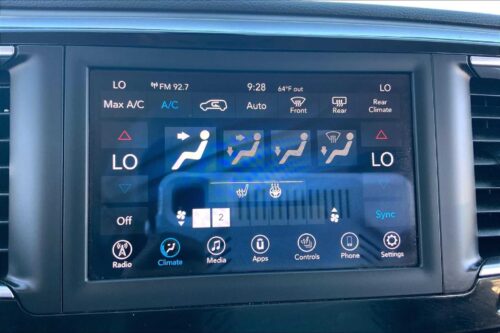 2020 CHRYSLER Pacifica - Image 3