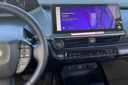 2024 TOYOTA Prius - Image 31