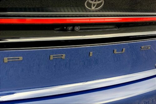 2024 TOYOTA Prius - Image 28