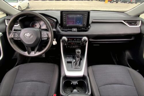 2020 TOYOTA RAV4 - Image 24