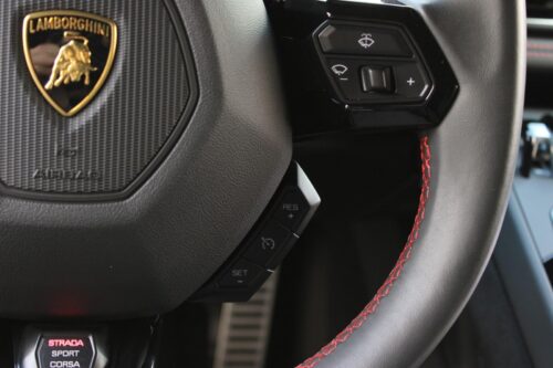 2023 LAMBORGHINI Huracan - Image 8
