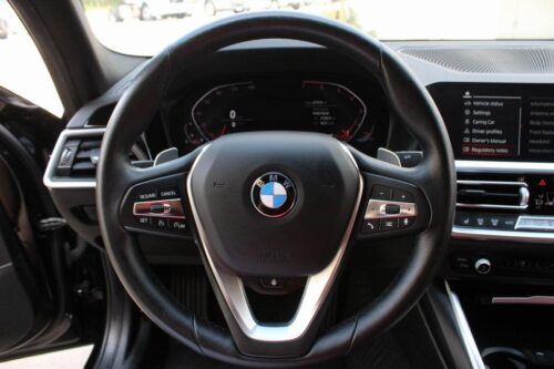 2022 BMW 330i - Image 24