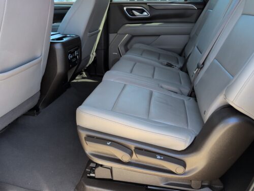 2023 CHEVROLET Suburban - Image 20