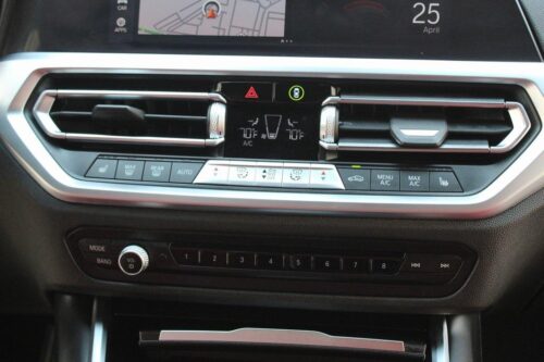 2022 BMW 330i - Image 20