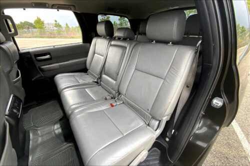 2016 TOYOTA Sequoia - Image 18